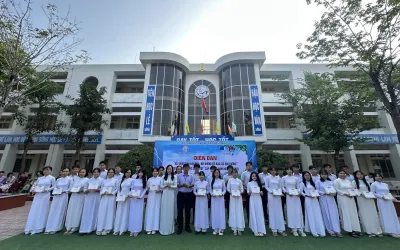DIỄN ĐÀN “XÂY DỰNG TÌNH BẠN ĐẸP – NÓI KHÔNG VỚI BẠO LỰC HỌC ĐƯỜNG”