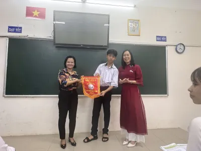 Sinh hoạt dưới cờ Tuần 2