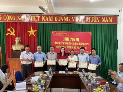 HỘI NGHỊ TỔNG KẾT CÔNG TÁC ĐẢNG NĂM 2025  VÀ TRIỂN KHAI NHIỆM VỤ NĂM 2026