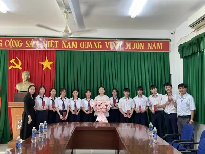 TRAO QUÀ VÀ HỌC BỔNG “XUÂN YÊU THƯƠNG” – LAN TỎA NGHĨA TÌNH TRONG NHỮNG NGÀY XUÂN BÍNH NGỌ 2026