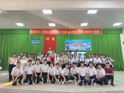 CUỘC THI HÙNG BIỆN TIẾNG ANH – SÂN CHƠI TRÍ TUỆ VÀ BẢN LĨNH