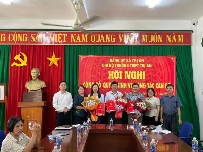 Hội nghị công bố các quyết định về công tác cán bộ