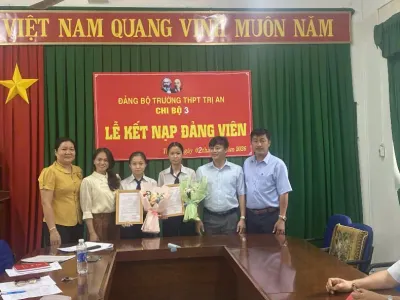 THPT TRỊ AN: DẤU ẤN TỰ HÀO TRONG CÔNG TÁC PHÁT TRIỂN ĐẢNG VIÊN LÀ HỌC SINH